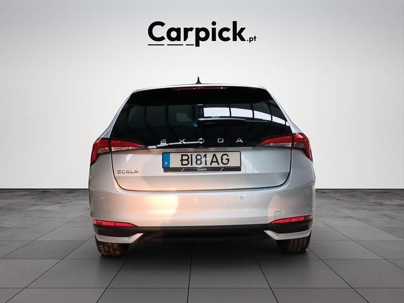 Usado Skoda Scala 116 HP (85 kW) 2024 Cinza Citadino