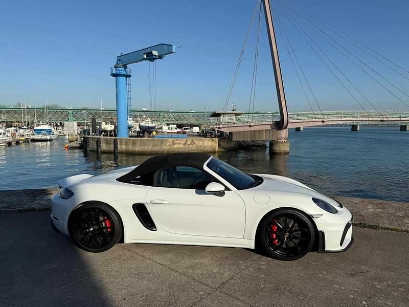Usado Porsche 718 420 HP (308 kW) 2023 Branco
