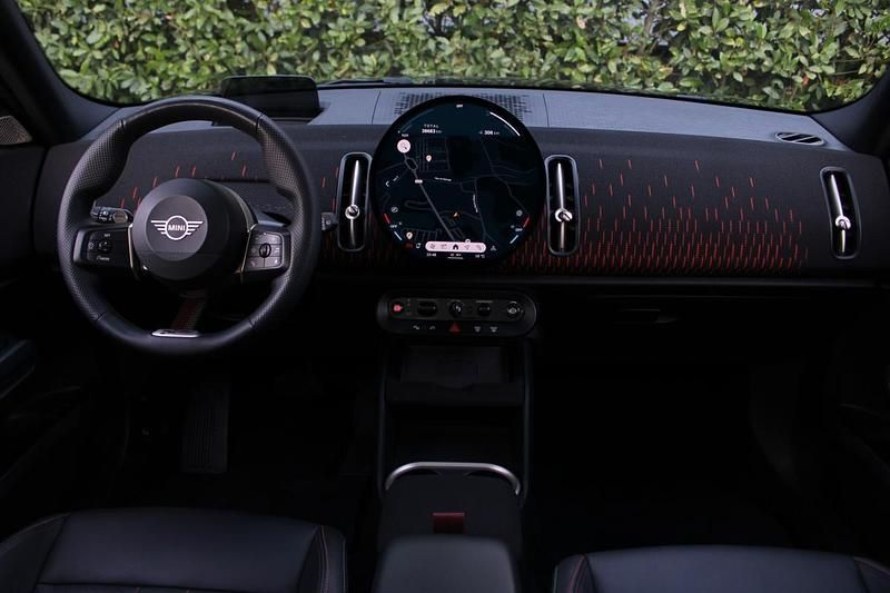 Usado Mini Countryman 150 kW (204 HP) 2024 Cinzento SUV