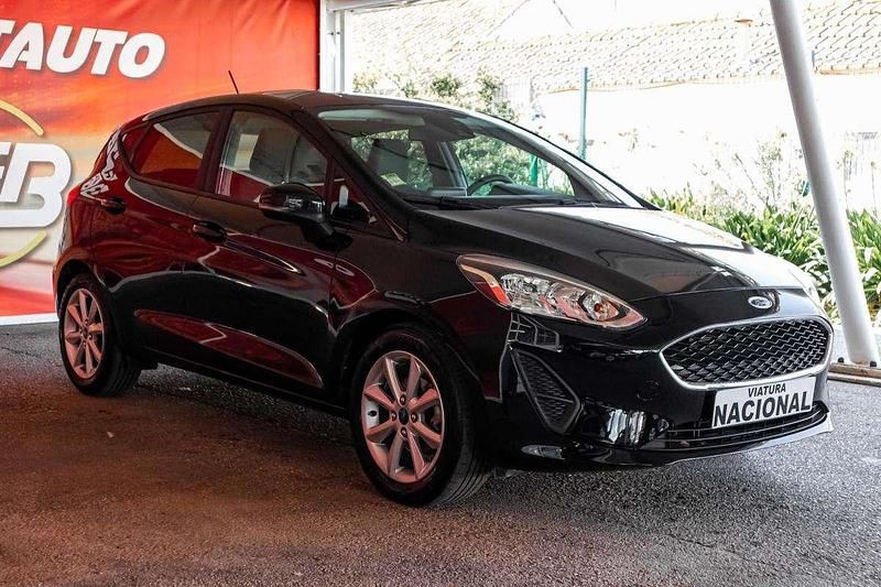 Usado Ford Fiesta 75 HP (55 kW) 2020 Preto Citadino