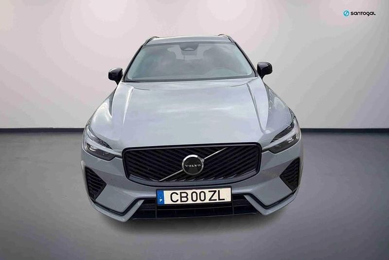 Usado Volvo XC60 Plus 253 HP (186 kW) 2026 Cinzento SUV