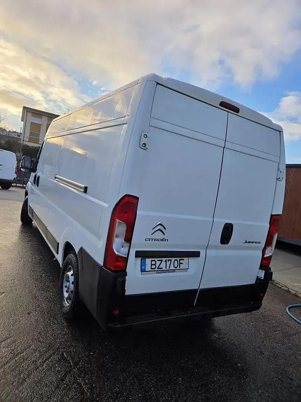 Usado Citroën Jumper 140 HP (102 kW) 2020 Branco Monovolume