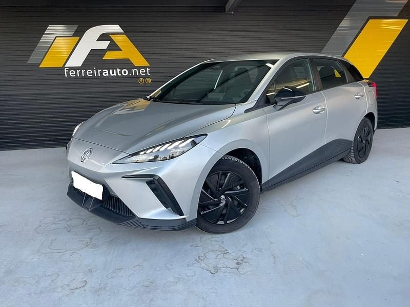 Cinza Usado 2023 MG MG4 EV Citadino | € 19.300 (Preço justo) - Imagem 1/4