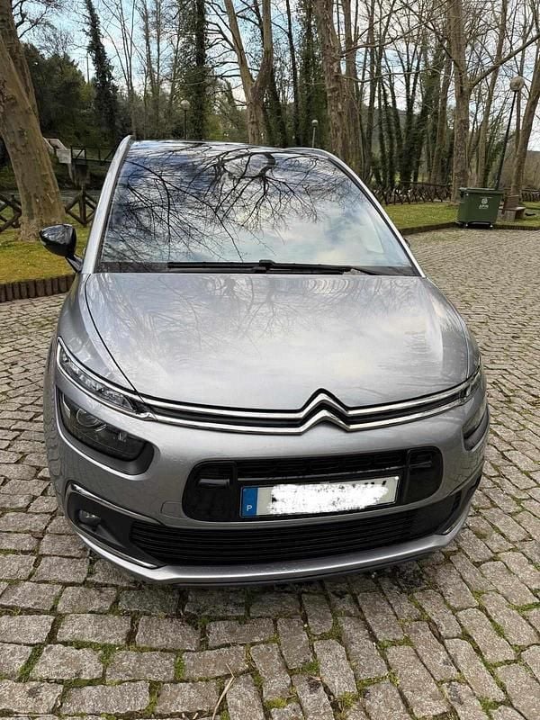 Cinzento Usado 2021 Citroën C4 Picasso Monovolume | € 17.850 (Preço justo) - Imagem 1/4