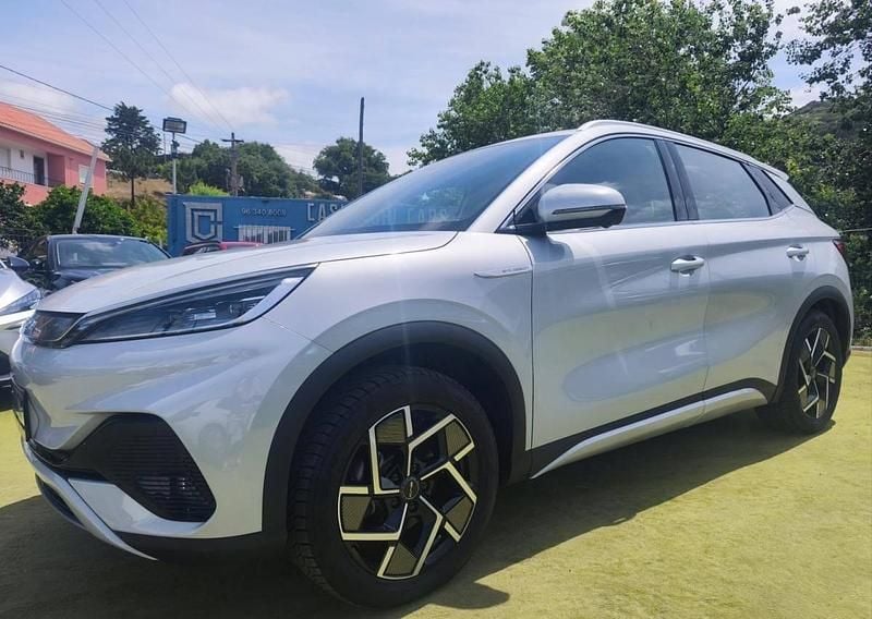 Branco Usado 2023 BYD Atto 3 SUV | € 25.890 (Bom preço) - Imagem 1/4