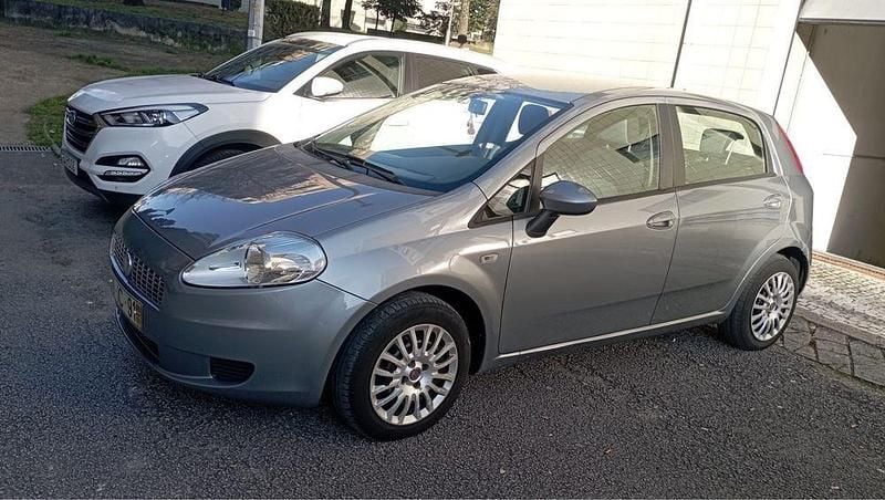 Usado Fiat Grande Punto Active 75 HP (55 kW) 2009 Citadino
