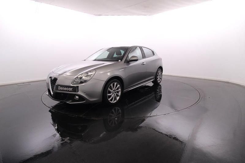 Cinzento Usado 2018 Alfa Romeo Giulietta Citadino | € 18.950 (Caro) - Imagem 1/4