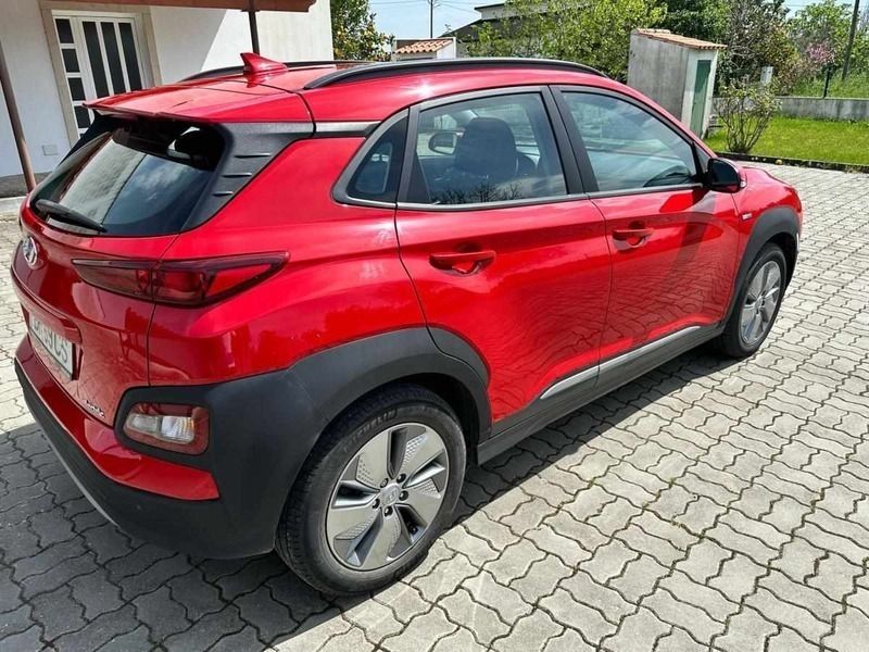Vermelho Usado 2021 Hyundai Kauai SUV | € 21.990 (Preço justo) - Imagem 1/4