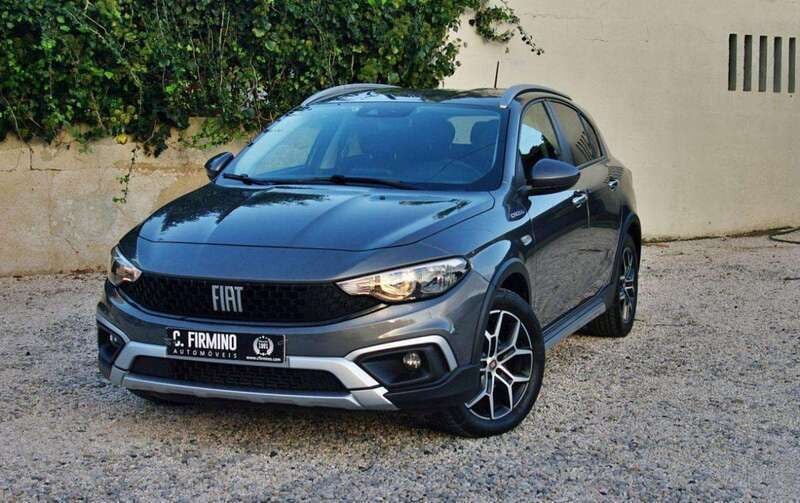 Cinza escuro Usado 2023 Fiat Tipo Cross Citadino | € 20.900 (Preço justo) - Imagem 1/4