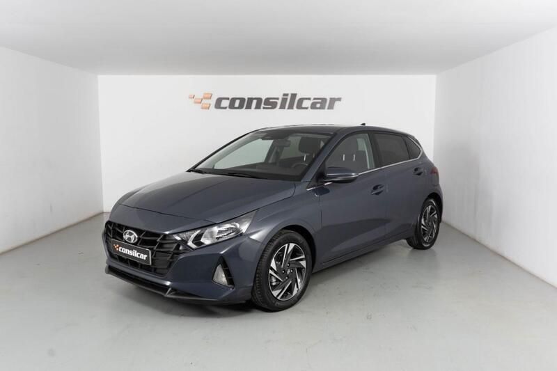 Cinza Usado 2022 Hyundai i20 Comfort Citadino | € 15.680 (Preço justo) - Imagem 1/4