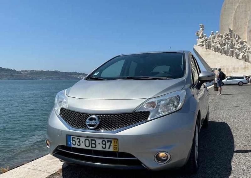 Cinzento Usado 2013 Nissan Note Monovolume | € 8.600 (Preço elevado) - Imagem 1/4