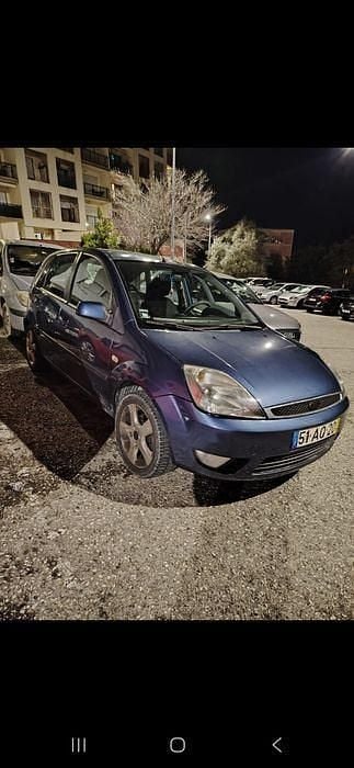 Usado 2005 Ford Fiesta Citadino | € 2.500 - Imagem 1/4