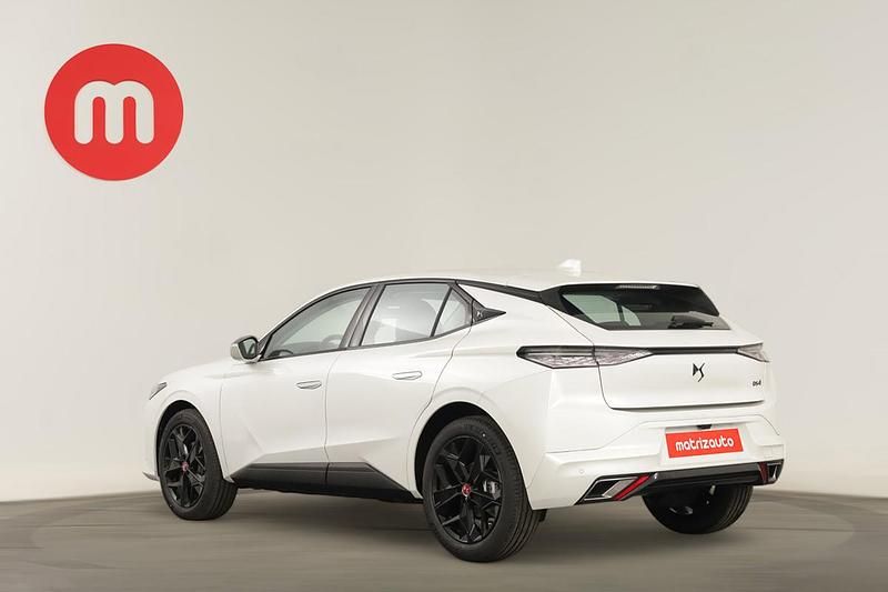 Usado DS Automobiles DS4 Performance 130 HP (95 kW) 2024 SUV