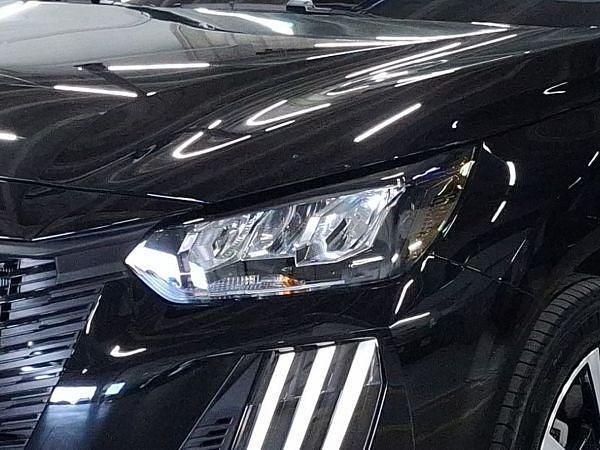 Usado Peugeot e-208 Allure 114 kW (156 HP) 2024 Preto Citadino