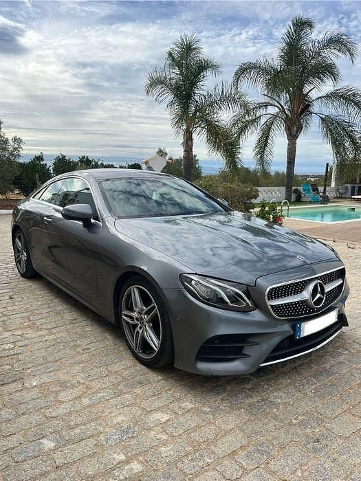 Usado 2017 Mercedes E220 AMG Coupé | € 32.700 - Imagem 1/4