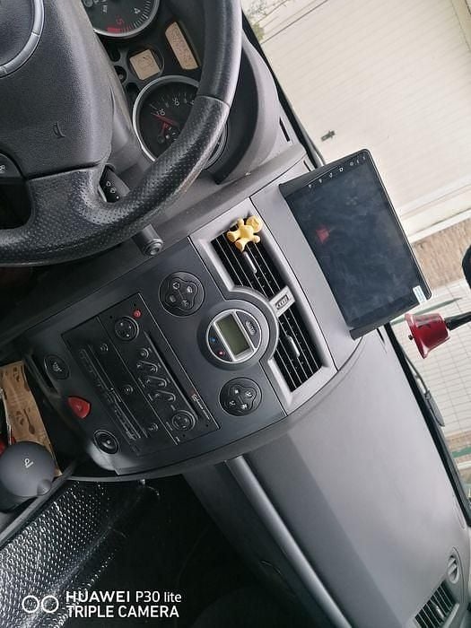 Usado Renault Mégane II 105 HP (77 kW) 2007 Sedan