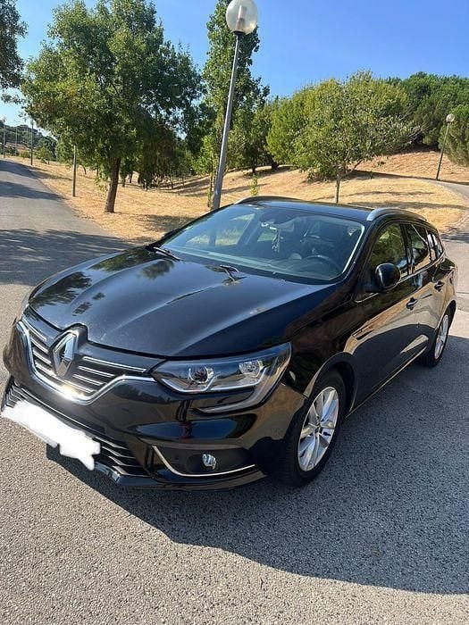Usado 2016 Renault Mégane III Sedan | € 10.500 (Caro) - Imagem 1/4