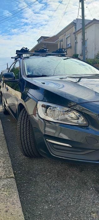 Usado Volvo V60 Kinetic 120 HP (88 kW) 2016 Carrinha