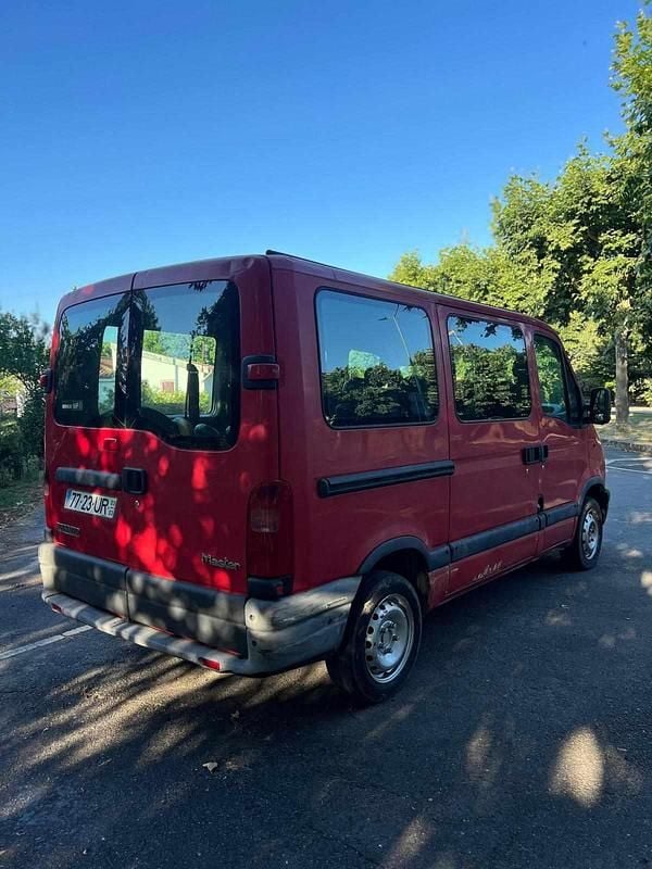 Usado Renault Master 82 HP (60 kW) 2003 Vermelho