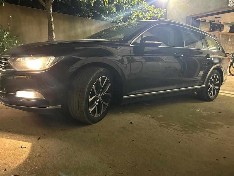 Usado VW Passat 150 HP (110 kW) 2016 Preto Carrinha