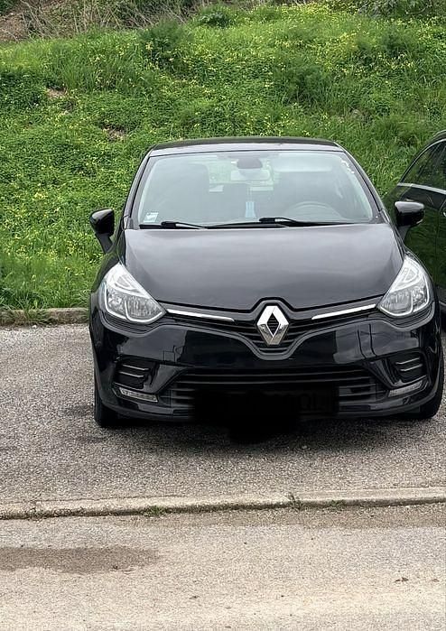 Usado Renault Clio IV 90 HP (66 kW) 2019 Sedan