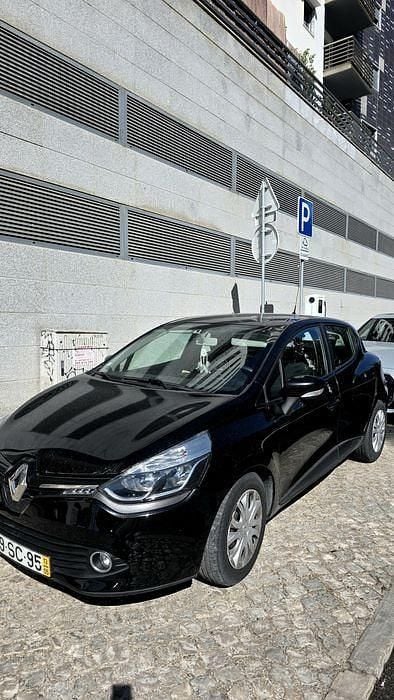 Usado 2013 Renault Clio IV Sedan | € 7.200 (Preço justo) - Imagem 1/4