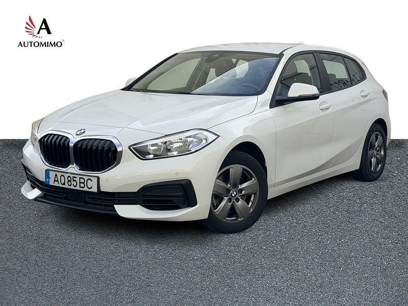 Branco Usado 2022 BMW 116 Advantage Citadino | € 22.980 (Preço justo) - Imagem 1/4