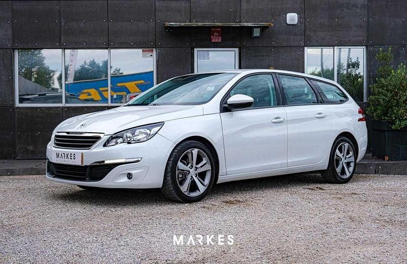 Usado Peugeot 308 SW 120 HP (88 kW) 2014 Branco Carrinha