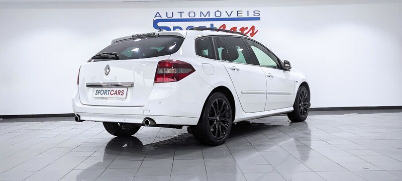 Usado Renault Laguna III GT 180 HP (132 kW) 2012 Branco Carrinha