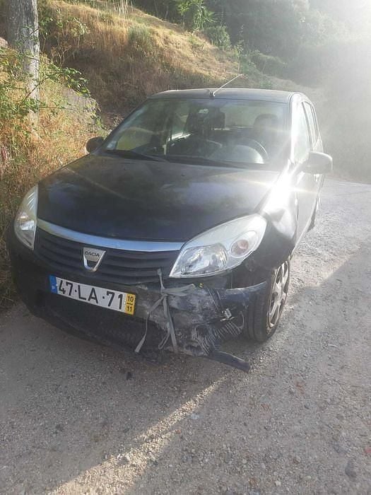 Usado 2011 Dacia Sandero Citadino | € 1.700 - Imagem 1/4
