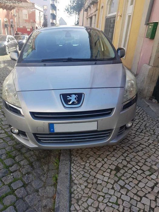 Usado 2010 Peugeot 5008 Monovolume | € 7.499 (Bom preço) - Imagem 1/4
