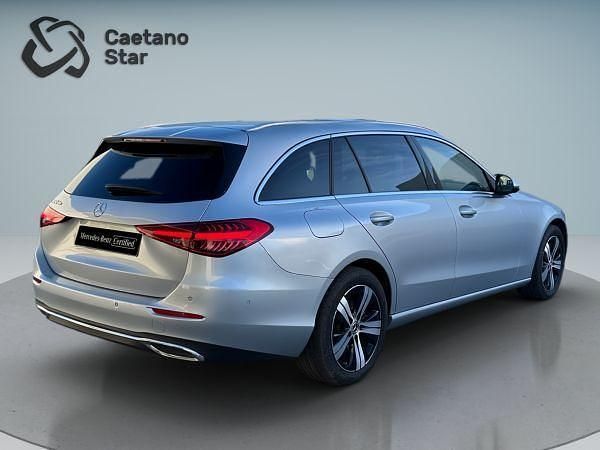 Usado Mercedes C300 313 HP (230 kW) 2024 Cinza Carrinha