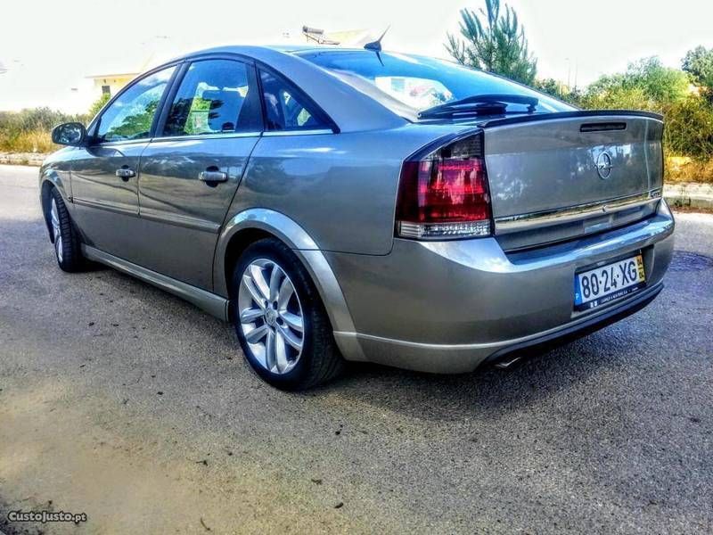 Opel vectra gts v8