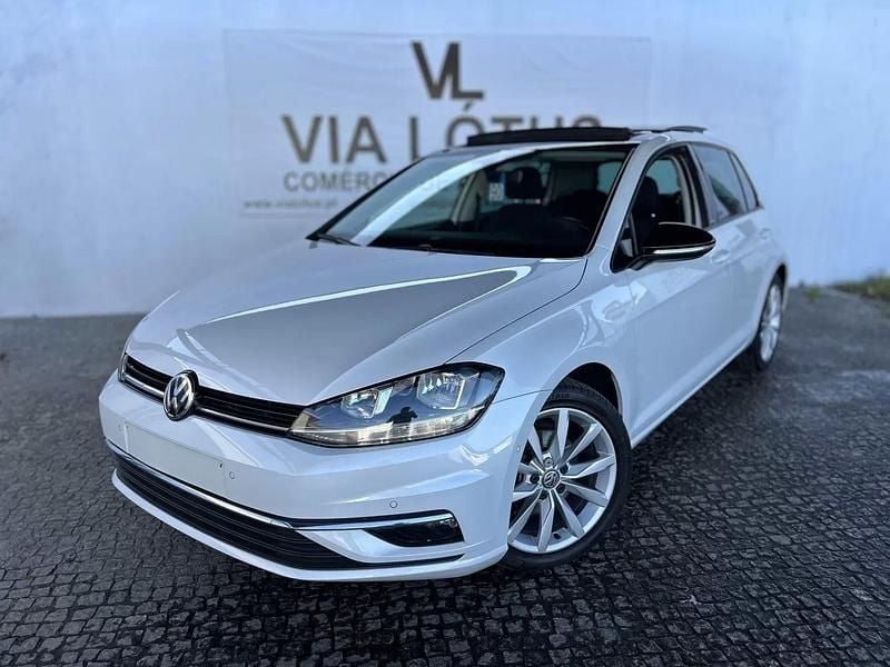 Branco pérola Usado 2020 VW Golf VII | € 18.500 (Preço justo) - Imagem 1/4