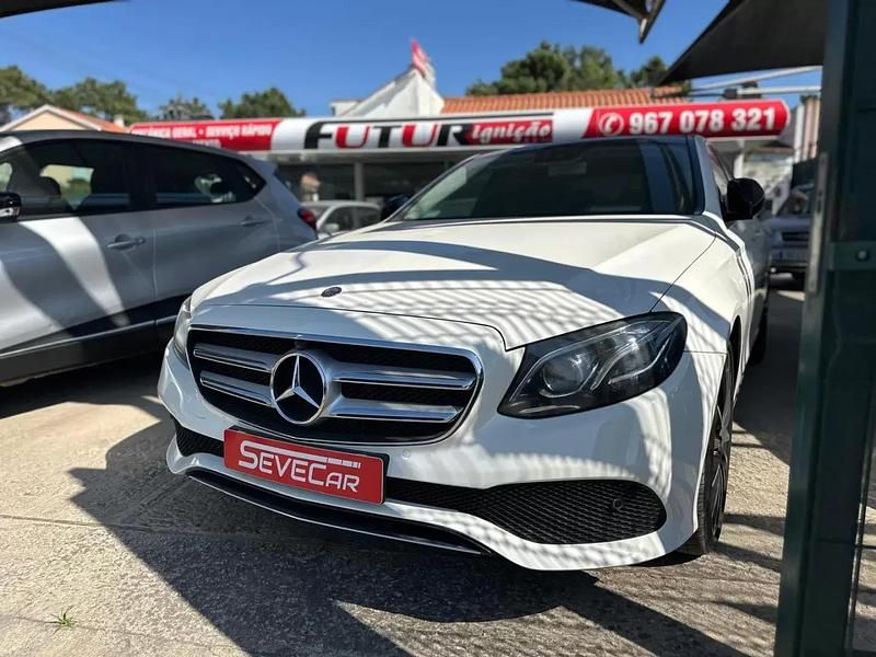 Branco Usado 2016 Mercedes 220 SUV | € 26.490 (Caro) - Imagem 1/4