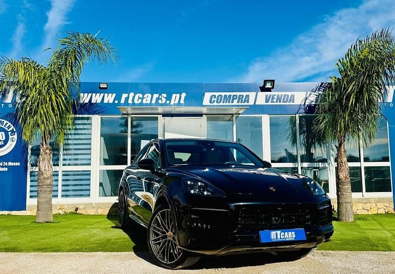 Preto Usado 2020 Porsche Cayenne Platinum Edition SUV | € 68.980 - Imagem 1/4