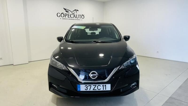 Usado Nissan Leaf Acenta 110 kW (150 HP) 2019 Preto Citadino