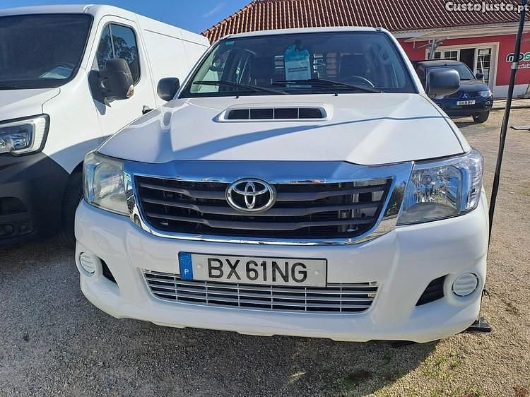Branco Usado 2015 Toyota HiLux Pickup | € 29.500 - Imagem 1/1