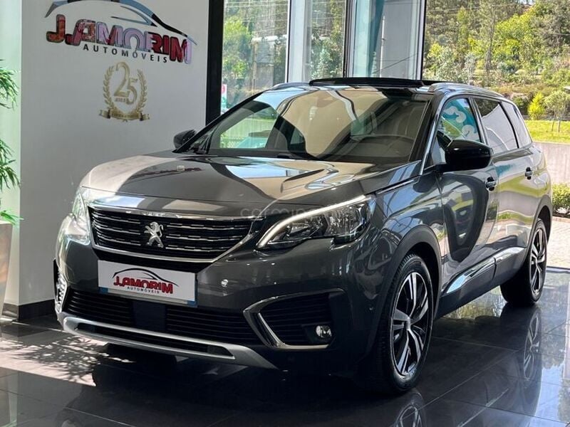 Cinza Usado 2017 Peugeot 5008 Allure Monovolume | € 23.999 (Preço elevado) - Imagem 1/1