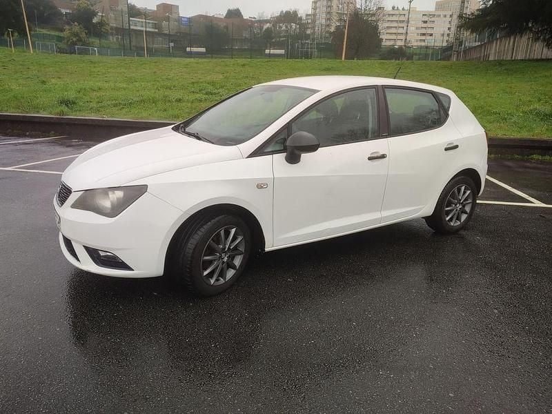 Usado Seat Ibiza I-Tech 105 HP (77 kW) 2014
