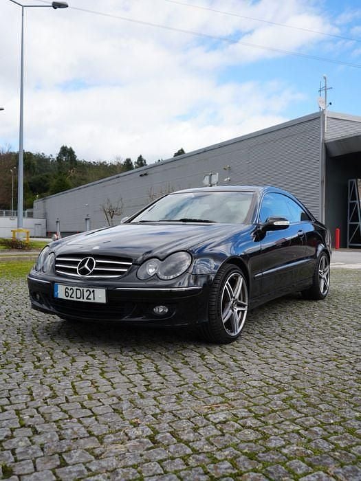 Usado Mercedes CLK220 150 HP (110 kW) 2006