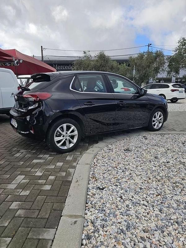 Usado Opel Corsa Elegance 100 HP (73 kW) 2023 Preto Citadino