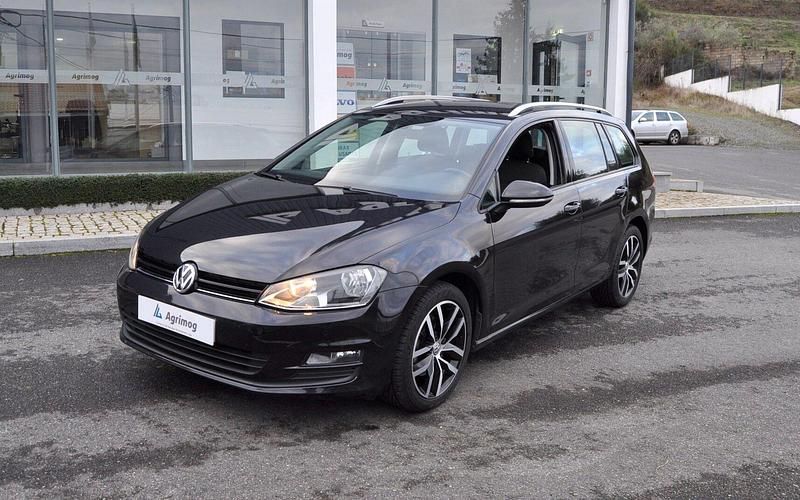 Usado VW Golf VII 110 HP (80 kW) 2017 Preto Carrinha