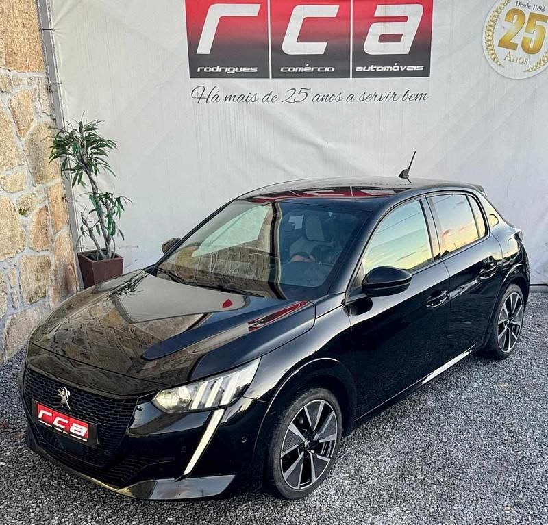 Preto Usado 2020 Peugeot e-208 GT-line Citadino | € 14.500 (Preço justo) - Imagem 1/4