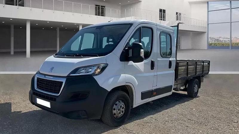 Branco Usado 2022 Peugeot Boxer Van | € 19.999 (Preço justo) - Imagem 1/4