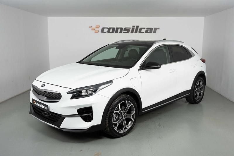 Branco Usado 2021 Kia XCeed First Edition SUV | € 19.980 (Preço justo) - Imagem 1/4