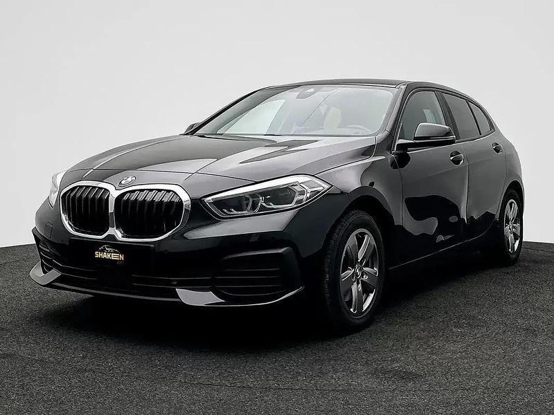 Usado BMW 116 116 HP (85 kW) 2021 Preto Citadino