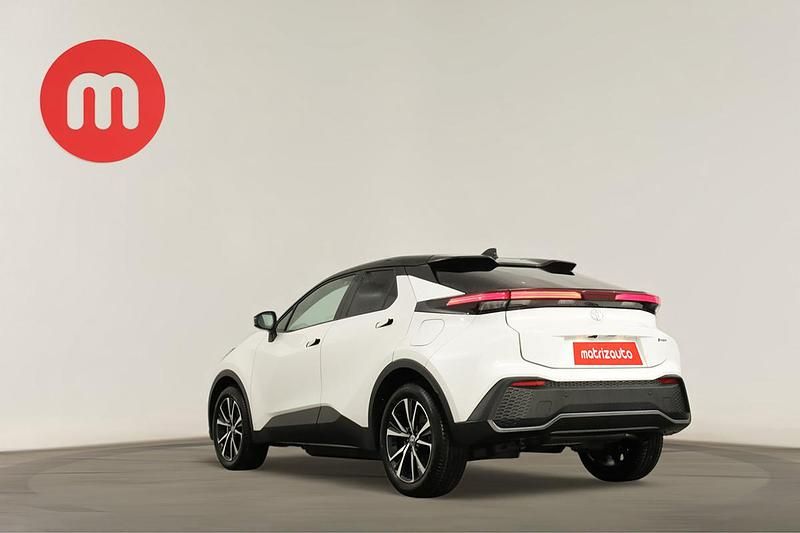 Novo Toyota C-HR 223 HP (164 kW) 2025 SUV