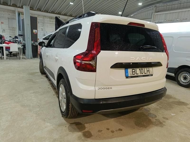 Usado Dacia Jogger Expression 101 HP (74 kW) 2024 Branco Monovolume