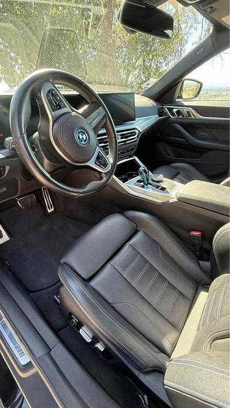 Cinzento Usado 2022 BMW i4 Sedan | € 37.000 (Preço elevado) - Imagem 1/4
